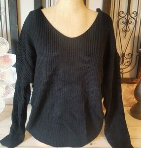 Black Sweater With Knot